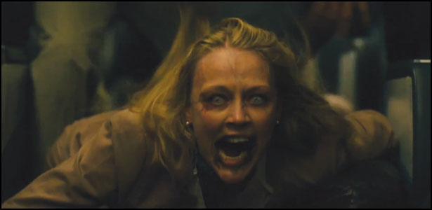 "World War Z", Η Επίθεση στο Αεροπλάνο