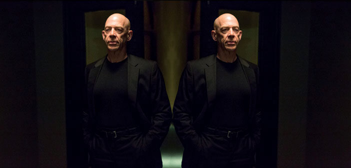 To Starz Παρήγγειλε Το "Counterpart"