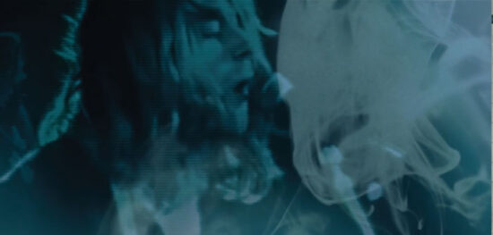 Trailer Του Ντοκυμαντέρ "Soaked in Bleach"