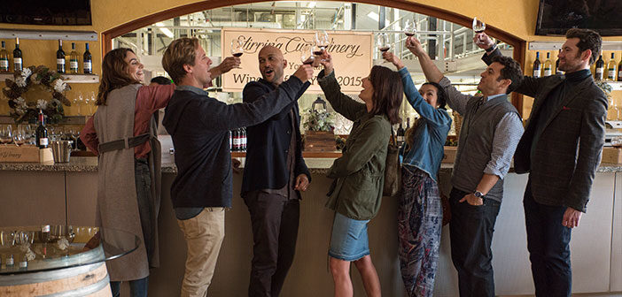 Πρώτο Trailer Απο Το “Friends From College” Πρώτο Trailer Απο Το "Friends From College"