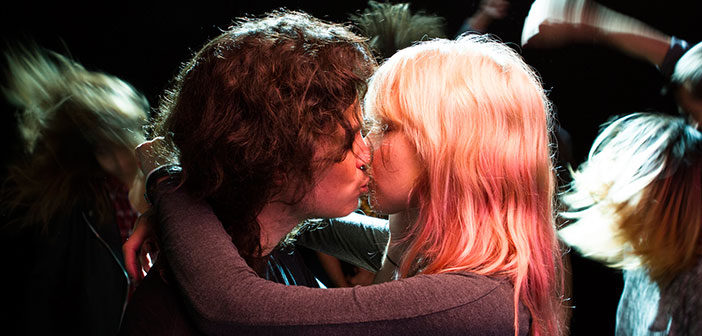 Trailer Απο Το "Fake Tattoos"