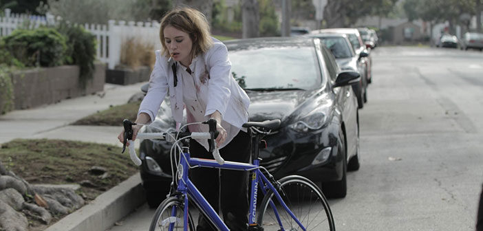 Trailer Απο Το “Izzy Gets The F*ck Across Town” Trailer Απο Το "Izzy Gets The F*ck Across Town"