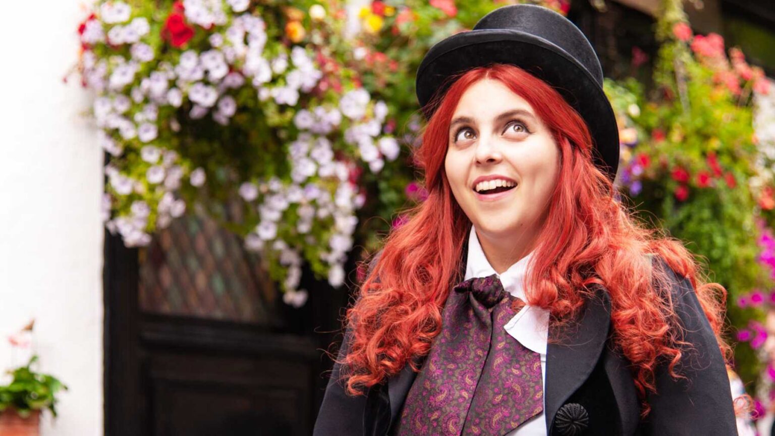 Trailer Απο Το "How to Build a Girl"