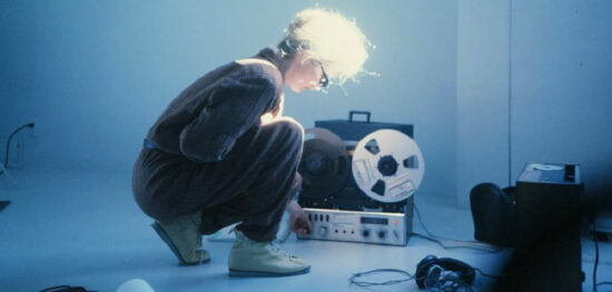 Trailer Από Το "Sisters With Transistors"