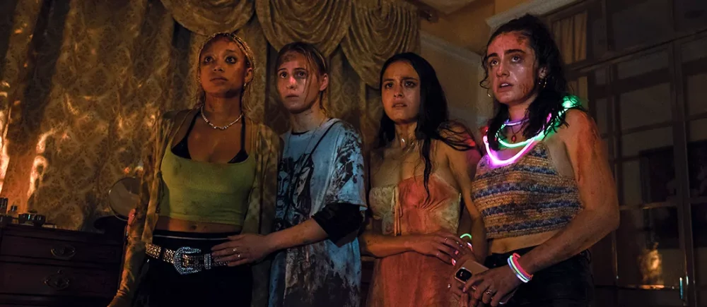 Trailer Από Το Θρίλερ "Bodies Bodies Bodies"