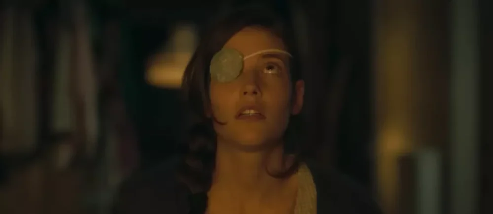 Trailer Από Το Μεταφυσικό Θρίλερ "The Girl in the Mirror"