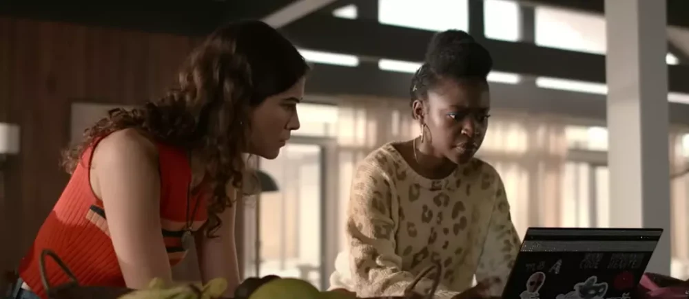 Trailer Από Το "National Treasure Edge of History"