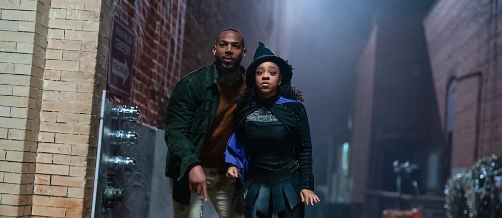 Trailer Από Το "The Curse of Bridge Hollow"