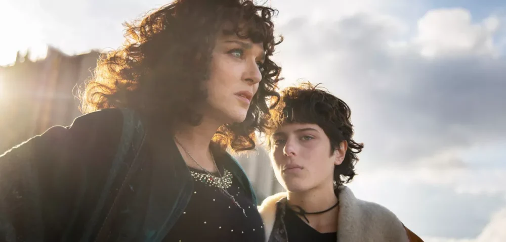 Trailer Από Τη Μίνι Σειρά "The Lying Life of Adults"