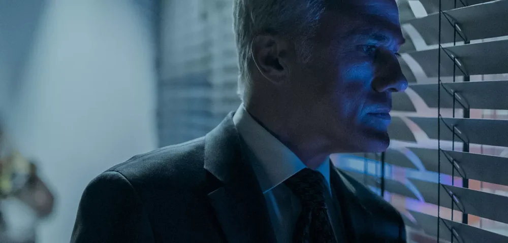 Trailer Από Τη Νέα Σειρά "The Consultant"