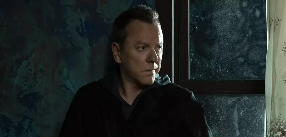 Trailer Από Τη Νέα Σειρά "Rabbit Hole"