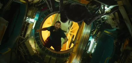 Trailer Από Το “Spaceman” Του Netflix Trailer Από Το "Spaceman" Του Netflix
