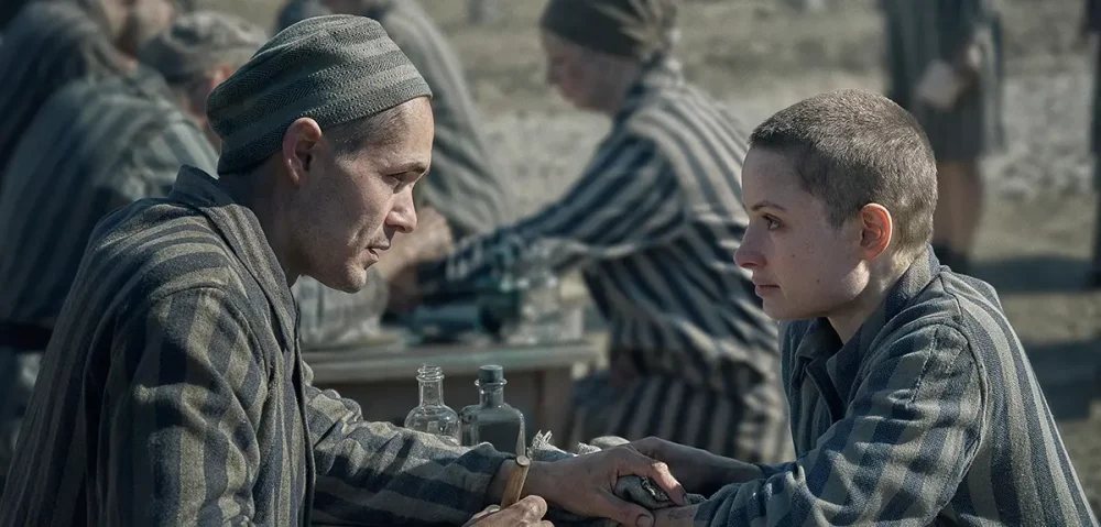 Trailer Από Τη Νέα Σειρά “The Tattooist of Auschwitz” Trailer Από Τη Νέα Σειρά "The Tattooist of Auschwitz"