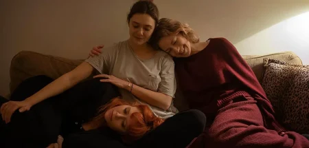 Trailer Από Το "His Three Daughters"