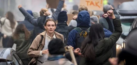 Trailer Από Τη Μίνι Σειρά "Families Like Ours"